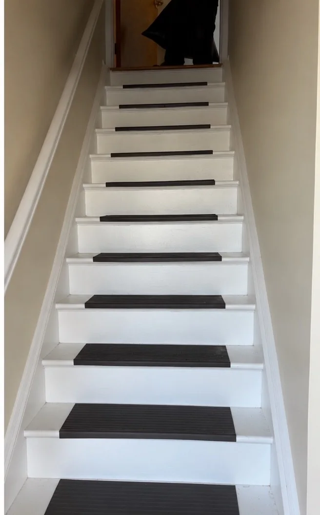 Finished staircase by SouthBay Improvements